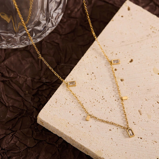 Golden Glint Necklace