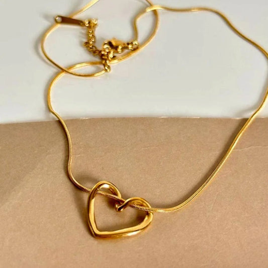 Golden heart chain pendant