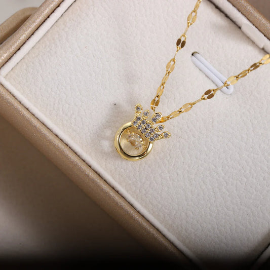 Crown Pulsatile Diamond Necklace