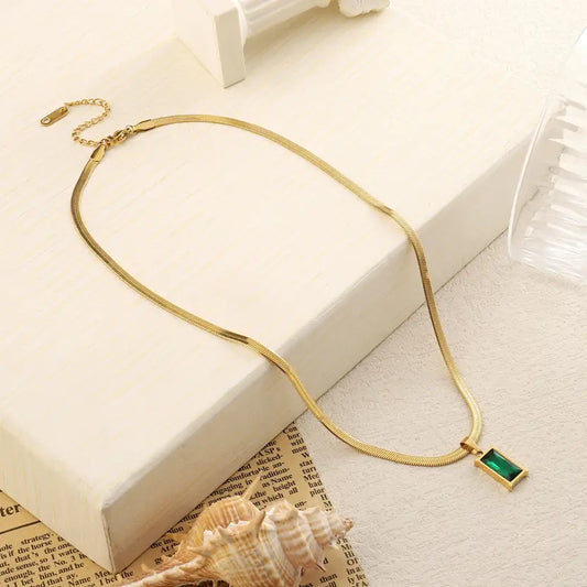 Green Emerald Design Necklace Anti-Tarnish