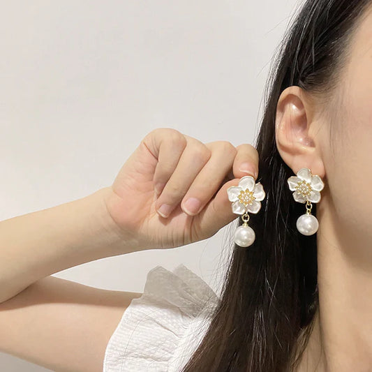White Flower Pearl Earrings