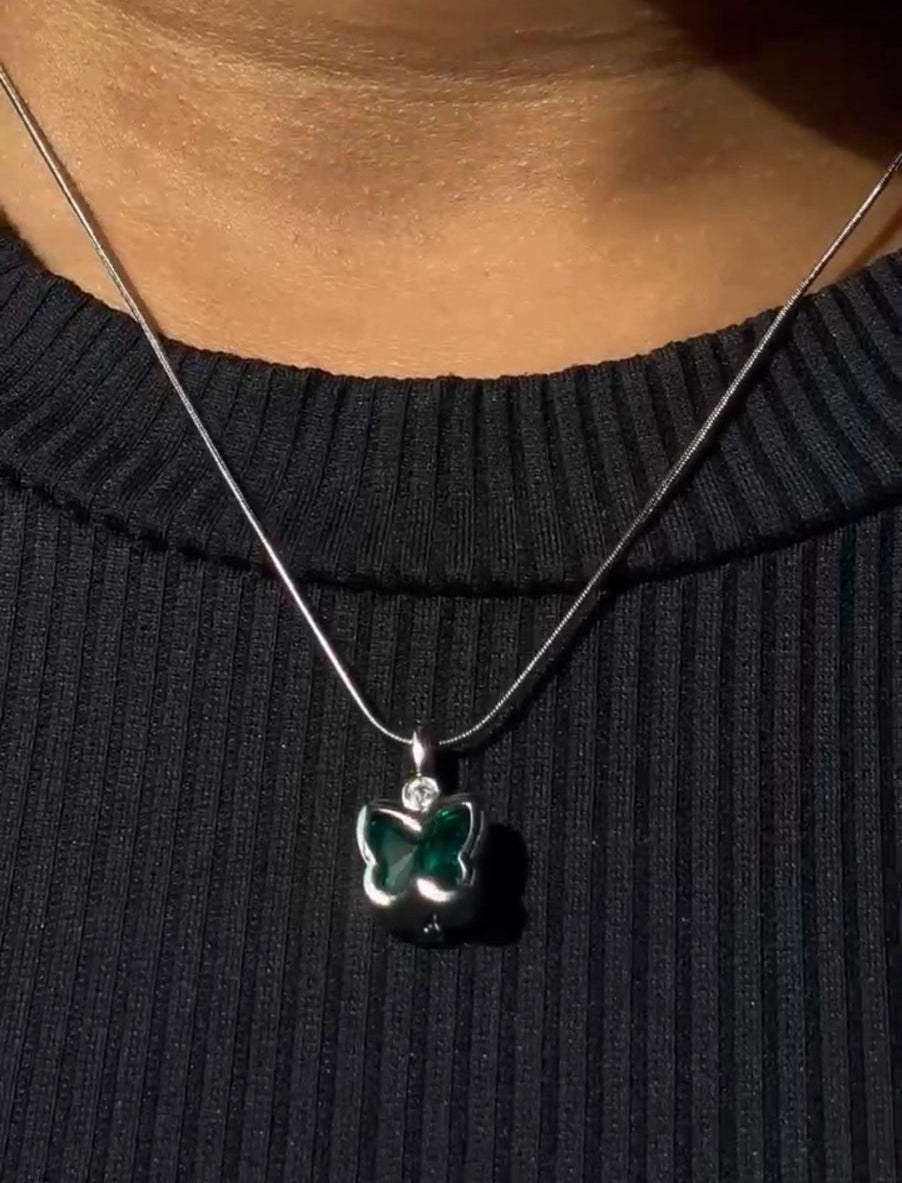 Eternal Crystal Pendant –Color Changing Magic